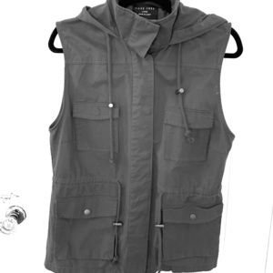 Hooded vest